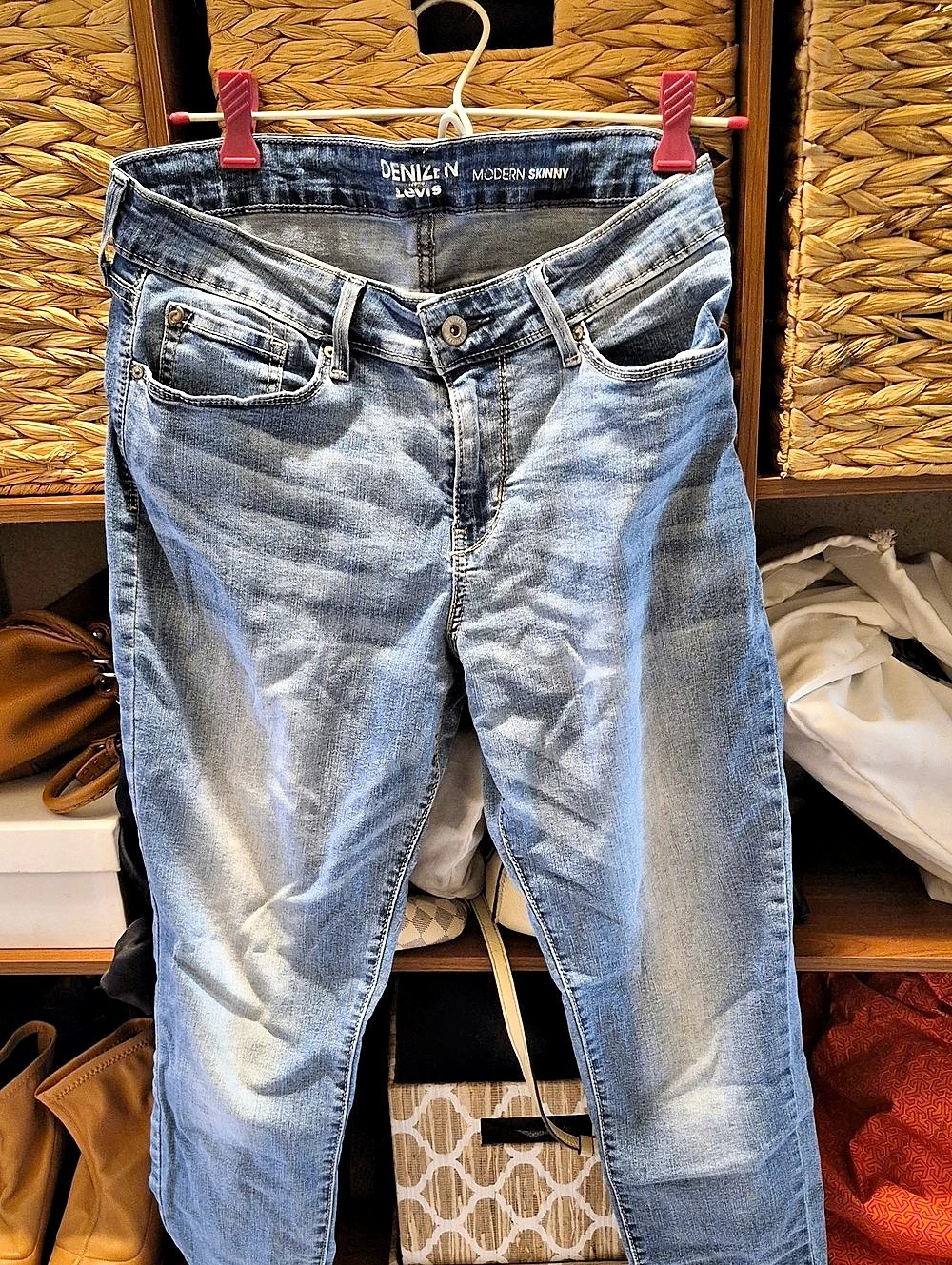 Levis Denizen Modern Skinny Jeans in Blue Waist 30 Good